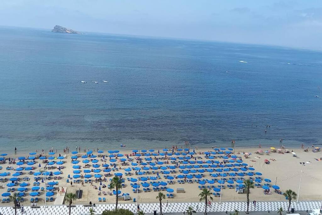 Centro Primera Linea Con Piscina Apartment Benidorm Bagian luar foto